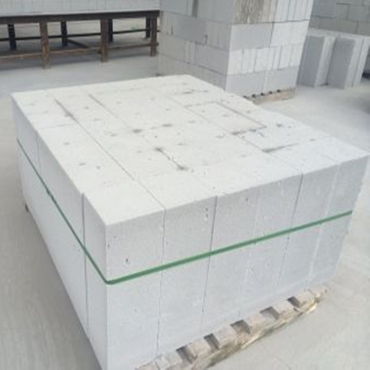 葫芦岛宁波舟山绍兴厂家：加气砼砌块应用中的若干问题